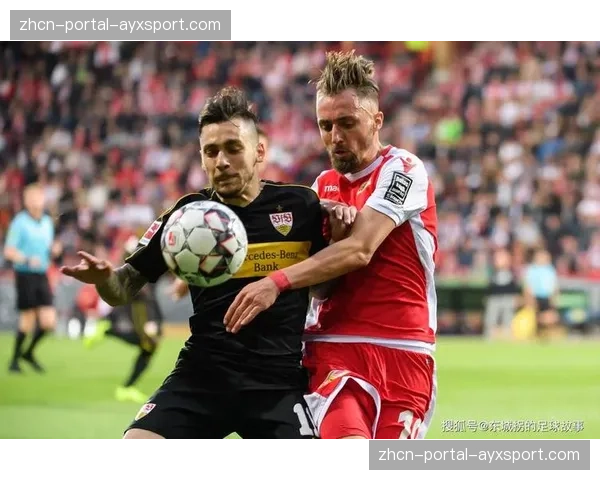 为应对赛程密集，德甲考虑将替补席球员人数从12人恢复至9人进行讨论