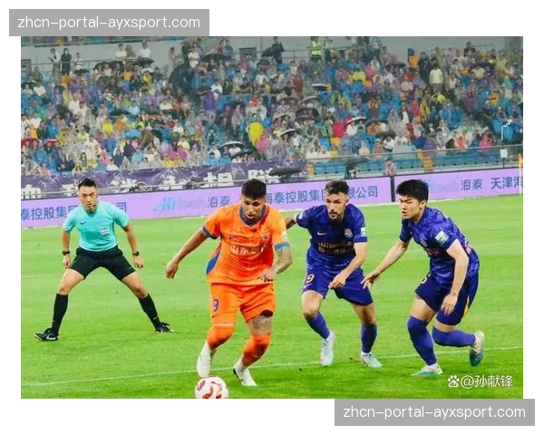 速报：山东泰山2-2战平上海申花，克雷桑补时阶段点球救主